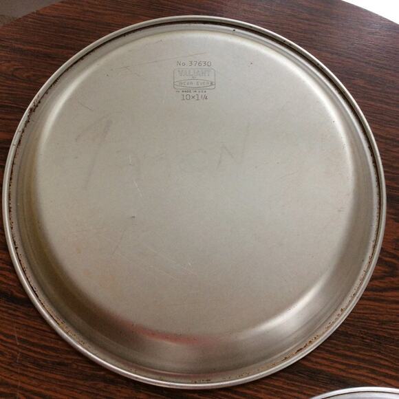 Vintage Aluminum Pan set of 3 Vitality and Valiant by Mirro Wear-Ever - Picture 7 of 10